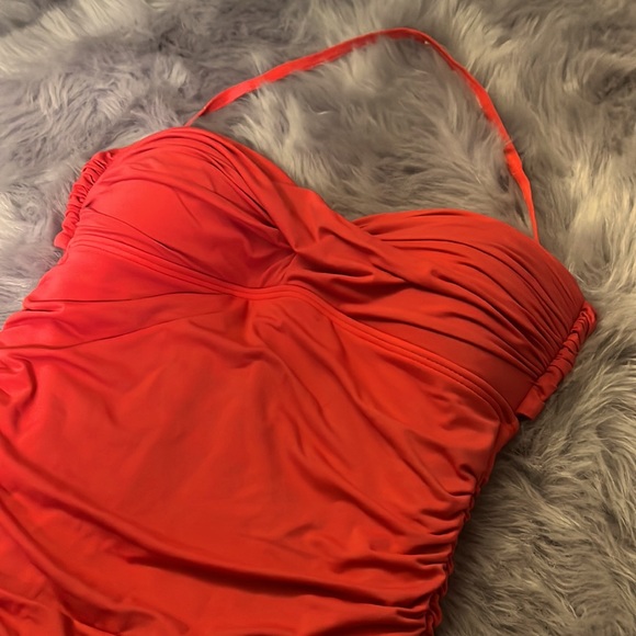 One Piece Bandeau Swimwear - Picture 3 of 5